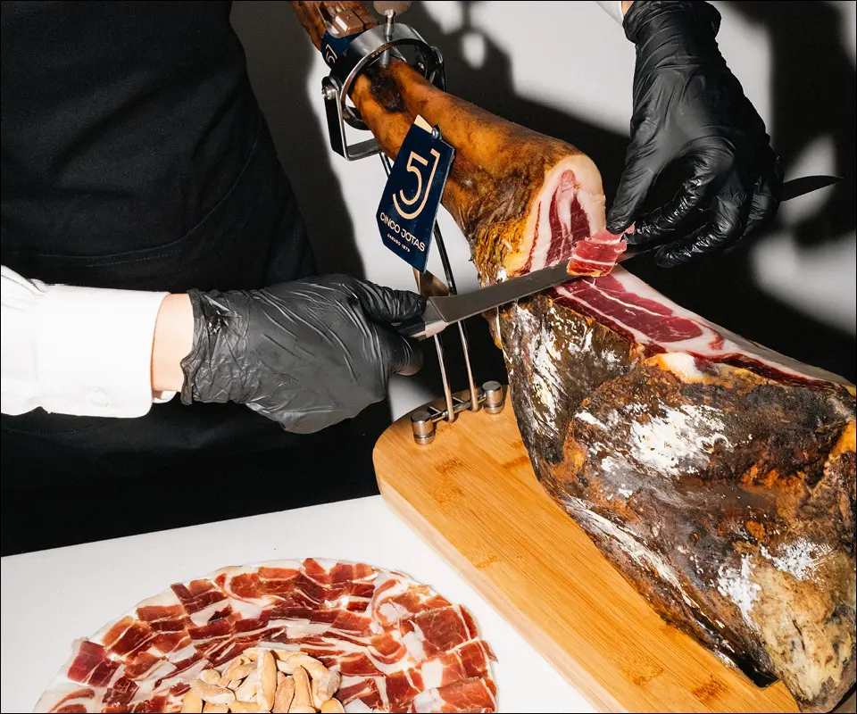 Jamón tagliato a mano — Contessa Oyster Catering